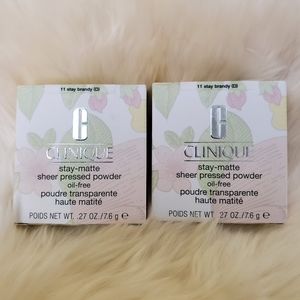 Clinique Stay-Matte Sheer Pressed Powder  Oil Free  11 Stay Brandy (D)